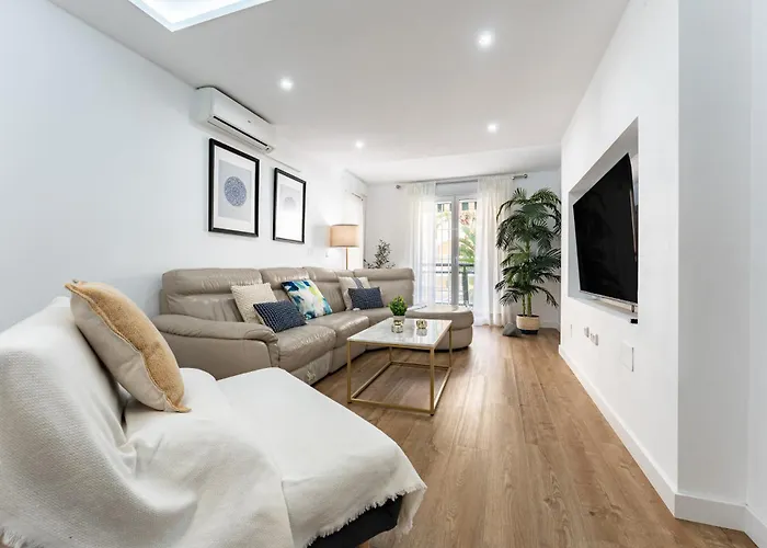 Deluxe Two-Bedroom Apartment
